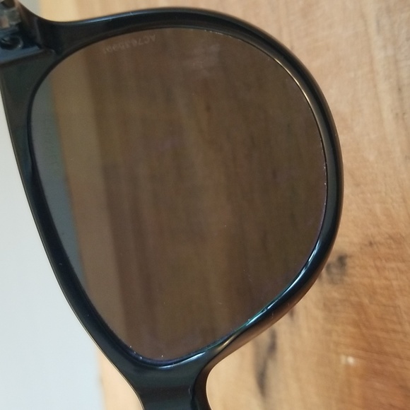 Authentic Chanel Collection Miroir Interlocking CC Logo Sunglasses - Picture 5 of 16